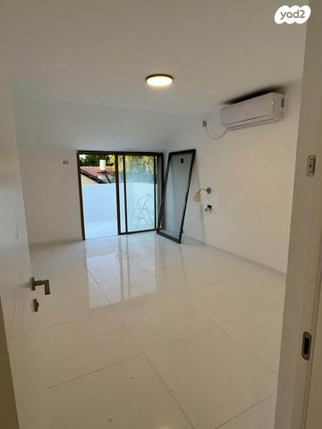 בית פרטי/ קוטג', יוסף שפרינצק 31, אחדות, פתח תקווה