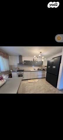 דירה, האורגים 10, הנביאים, בת ים