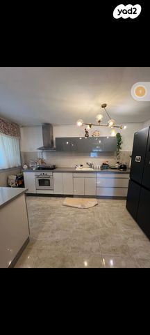 דירה, האורגים 10, הנביאים, בת ים