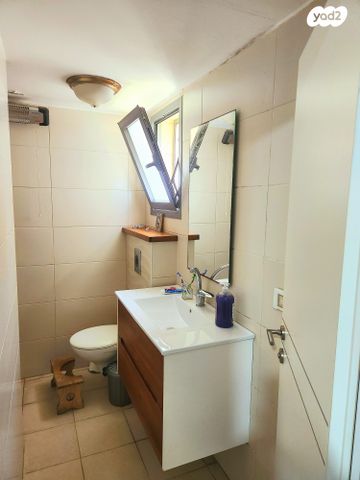 דו משפחתי, נווה שאנן 102, רובע ה', אריאל