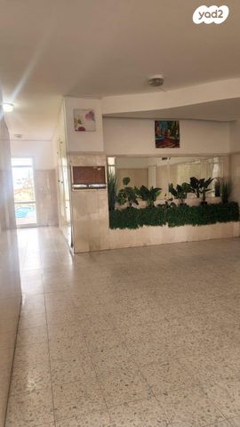 דירת גן, אסתר המלכה 23, נווה מנחם, באר שבע