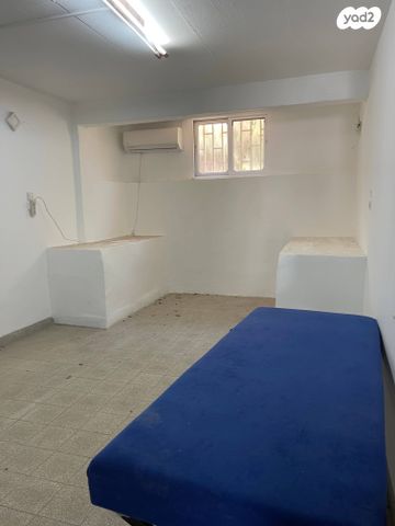 דו משפחתי, הצנחנים, קרית שמואל, טבריה