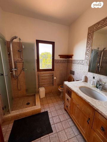 בית פרטי/ קוטג', חרצית, כפר ורדים