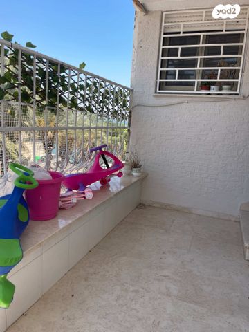 דו משפחתי, הצנחנים, קרית שמואל, טבריה