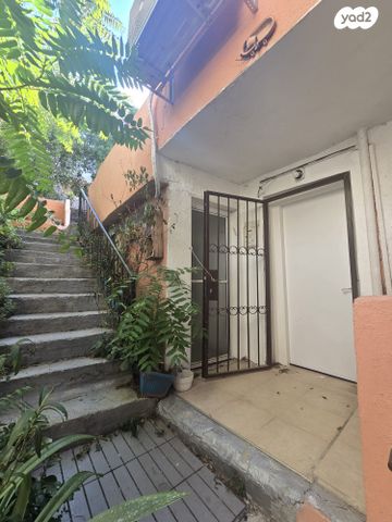 דירה, ארלוזורוב 62, הדר מרכז, חיפה