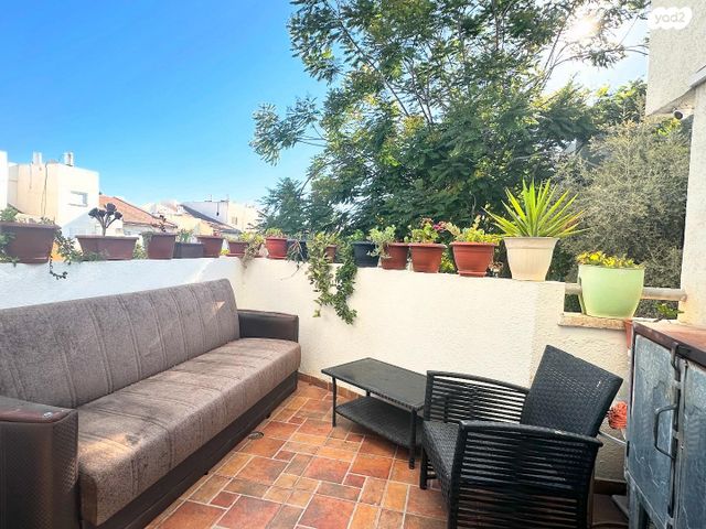 דופלקס, אגס, לוד