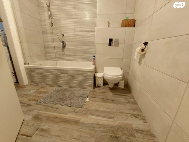 דירה, הוד השרון