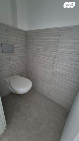 דירה, בר כוכבא, אחוזת כנרת, טבריה