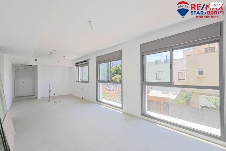 דירה, הקרן הקיימת 8, מרכז, הרצליה