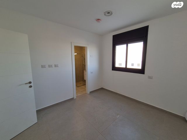 דירת גן, דרור, חורשת נח, אופקים