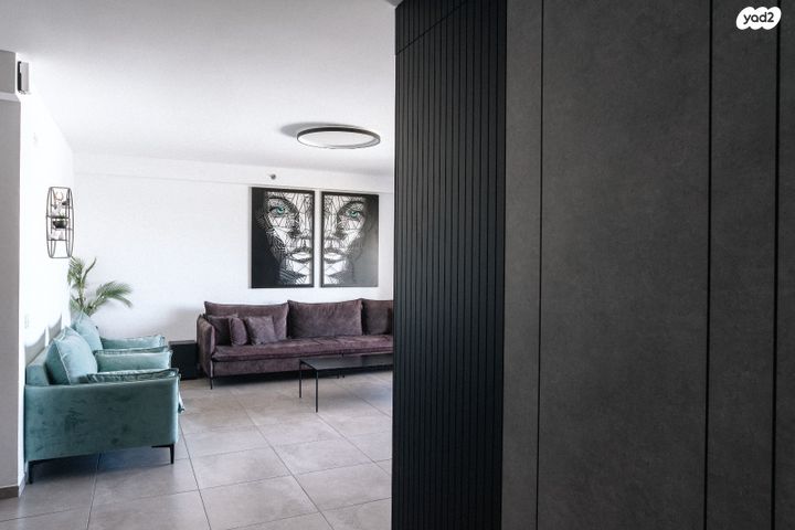 דירה, עפרה חזה, משכנות האומנים, קרית מוצקין