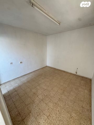 בית פרטי/ קוטג', הרב צעירי, שעריה, פתח תקווה