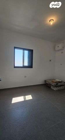 דירה, סוקולוב, בת ים