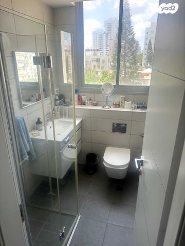 דירה, צפון מערב מרכז העיר, נתניה