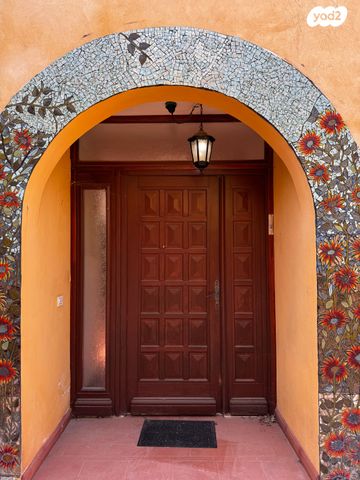 בית פרטי/ קוטג', חרצית, כפר ורדים