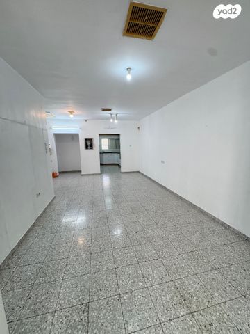 בית פרטי/ קוטג', הרב צעירי, שעריה, פתח תקווה