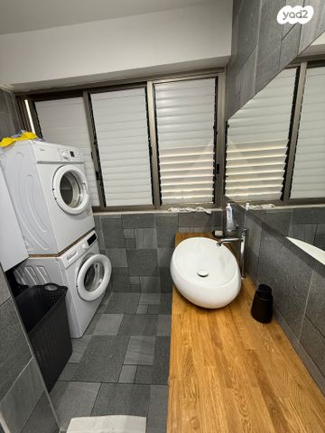 דירה, הנביאים, בת ים