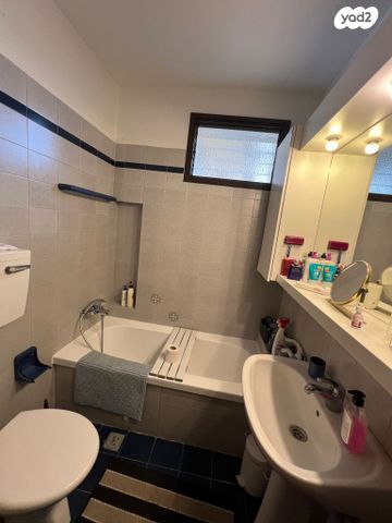 דירה, פרופס 5, נווה רם, שיכון מזרחי, רמת גן