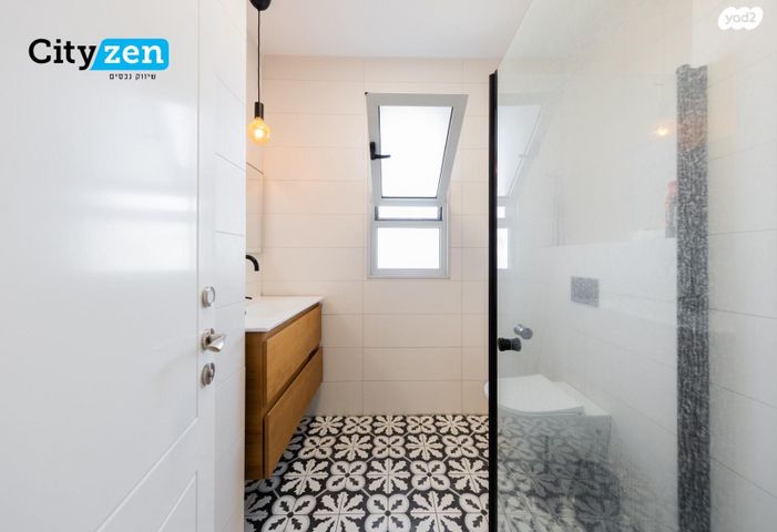 גג/ פנטהאוז, תאשור, קרית השרון, נתניה