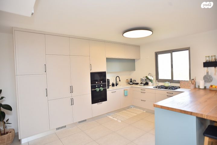 דירה, גדרה הצעירה, גדרה