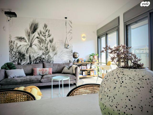 דירה, רעננה