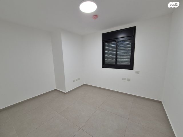 דירת גן, דרור, חורשת נח, אופקים