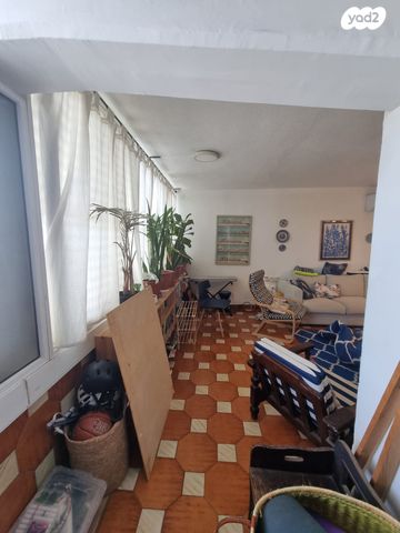 דירה, נחל הבשור, מכללת תל אביב יפו, דקר, תל אביב יפו