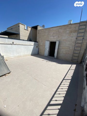 דירה, הורקניה, ירושלים