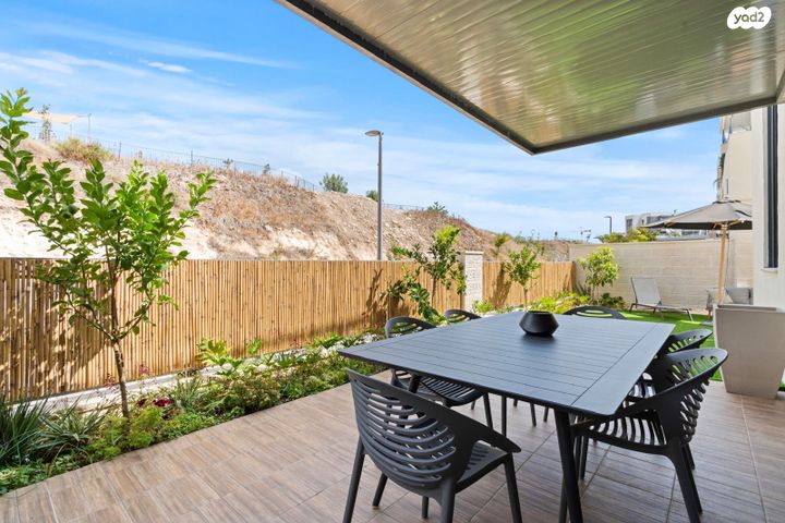 דירת גן, מורשת, מודיעין מכבים רעות