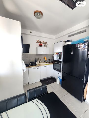 דירה, אור עקיבא