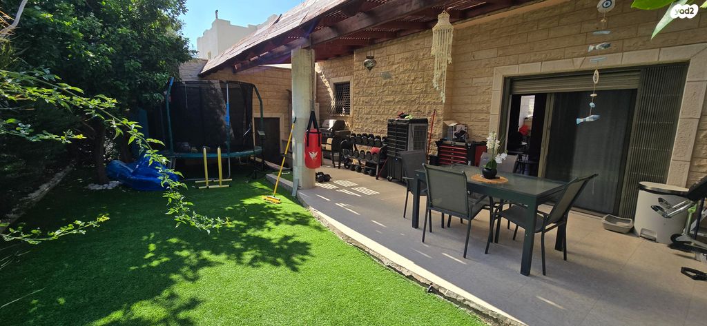 דו משפחתי, כנרית 8, צפון הכרם, עכו