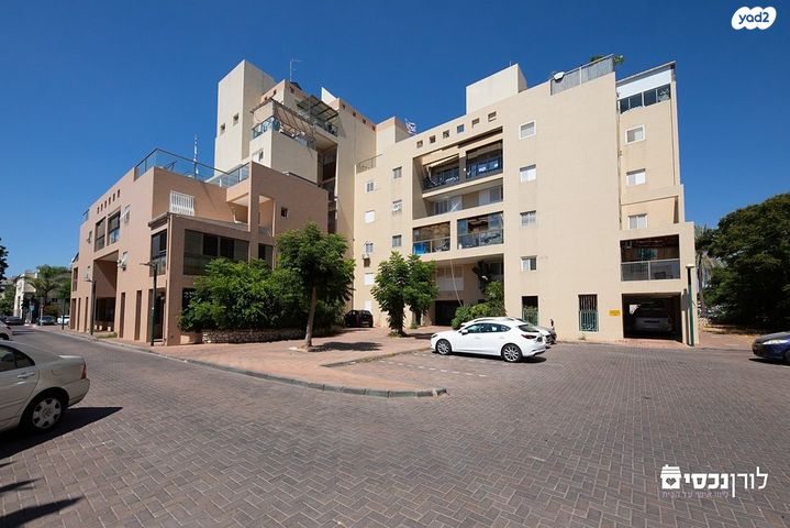 דירה, מעפילי אגוז 2, קרית דוד, רחובות