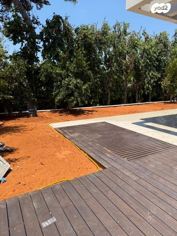 דירת גן, קרית יערים, רמת השרון