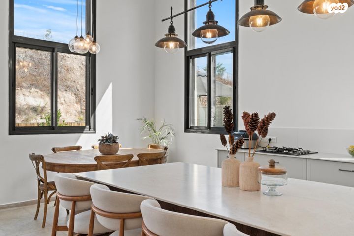 דירת גן, מורשת, מודיעין מכבים רעות