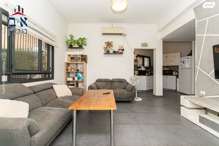 דירת גן, הלל, מסדה, חיפה