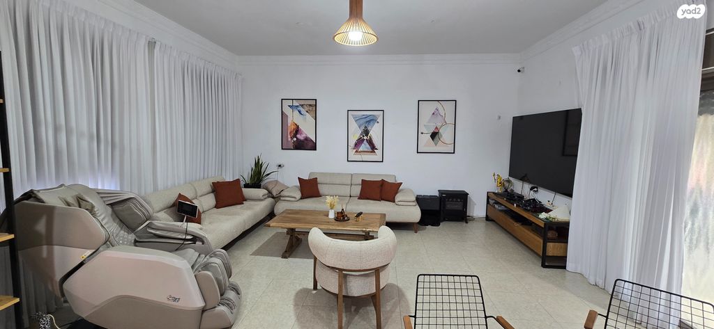 דו משפחתי, כנרית 8, צפון הכרם, עכו