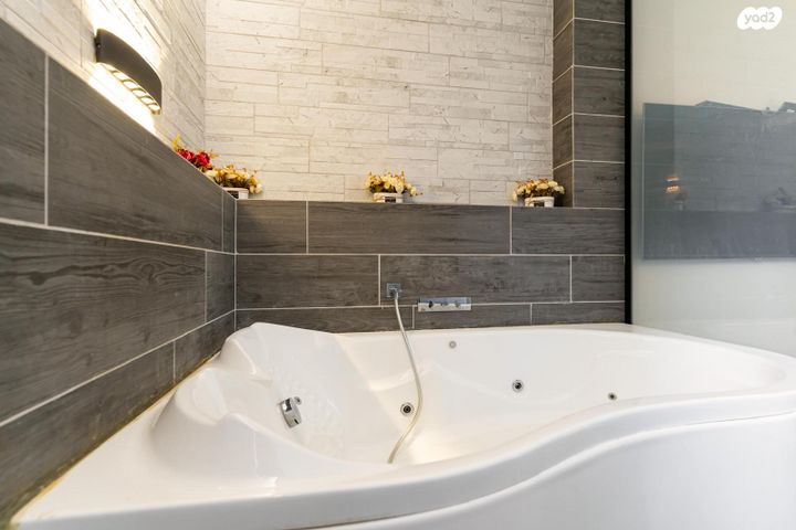 דירה, יטקובסקי אחים, כפר גנים ג, פתח תקווה