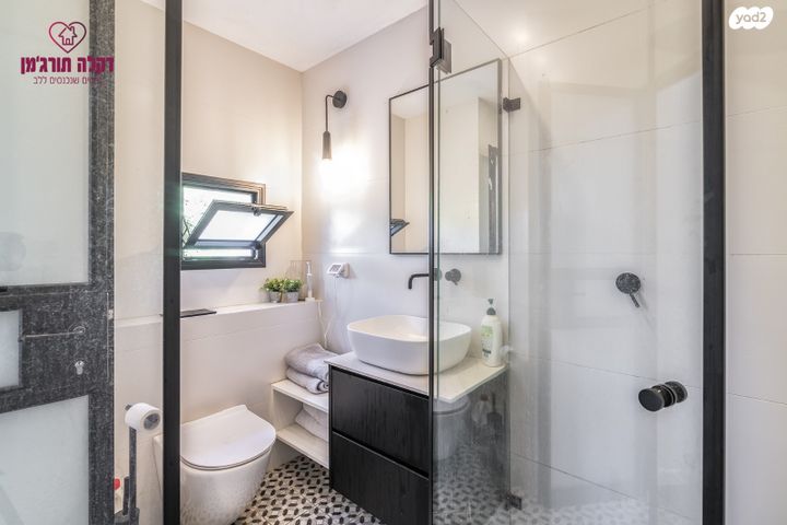 בית פרטי/ קוטג', אזורי גדרה, גדרה