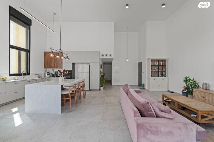 דירת גן, מורשת, מודיעין מכבים רעות