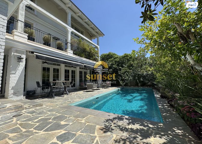 בית פרטי/ קוטג', נווה רום, רמת השרון