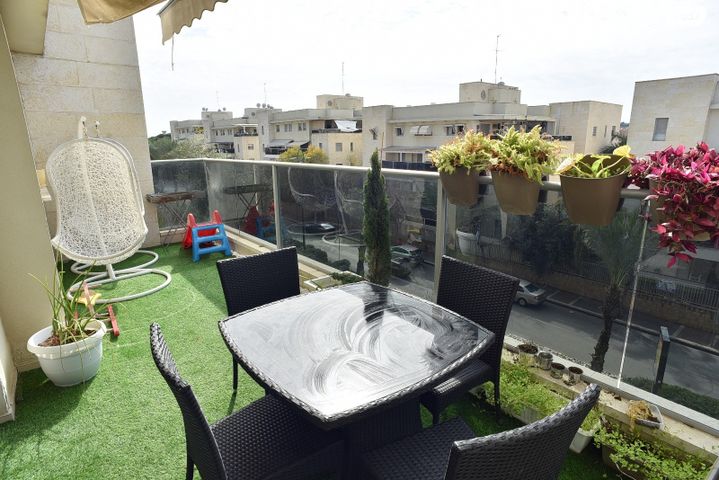 דירה, גדרה הצעירה, גדרה