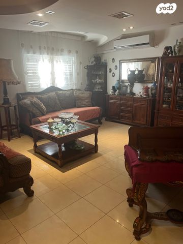 גג/ פנטהאוז, חיל החימוש, נווה חוף, ראשון לציון