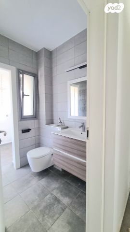 דופלקס, נווה גן, רמת השרון