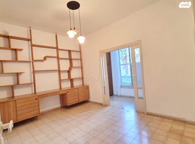 דירה, רוטשילד 75, רמז, מערב ותיק, ראשון לציון