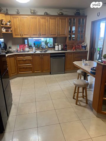 גג/ פנטהאוז, חיל החימוש, נווה חוף, ראשון לציון