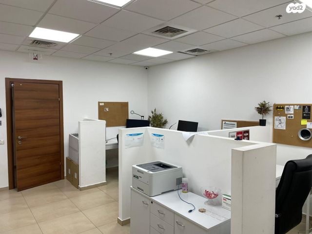 משרדים, לזרוב, ראשון לציון