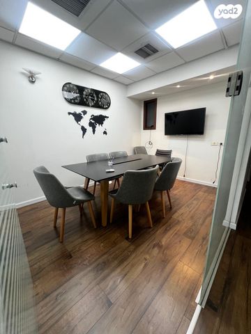 משרדים, ויצמן, כפר סבא