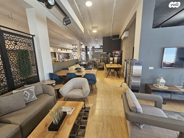 חנויות/ שטח מסחרי, שדרות אבא חושי, עספיא