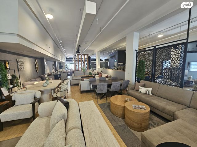 חנויות/ שטח מסחרי, שדרות אבא חושי, עספיא