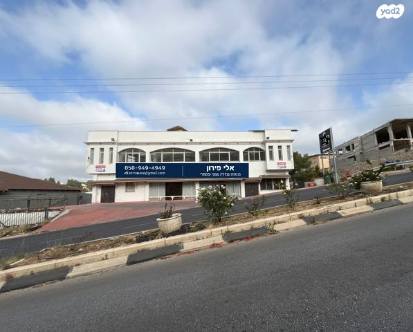 חנויות/ שטח מסחרי, שדרות אבא חושי, עספיא